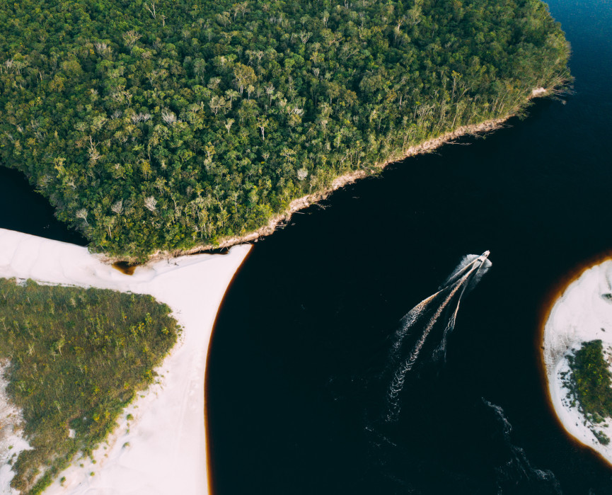 More than 800KM
of rivers in a protected
untouched enviroment.